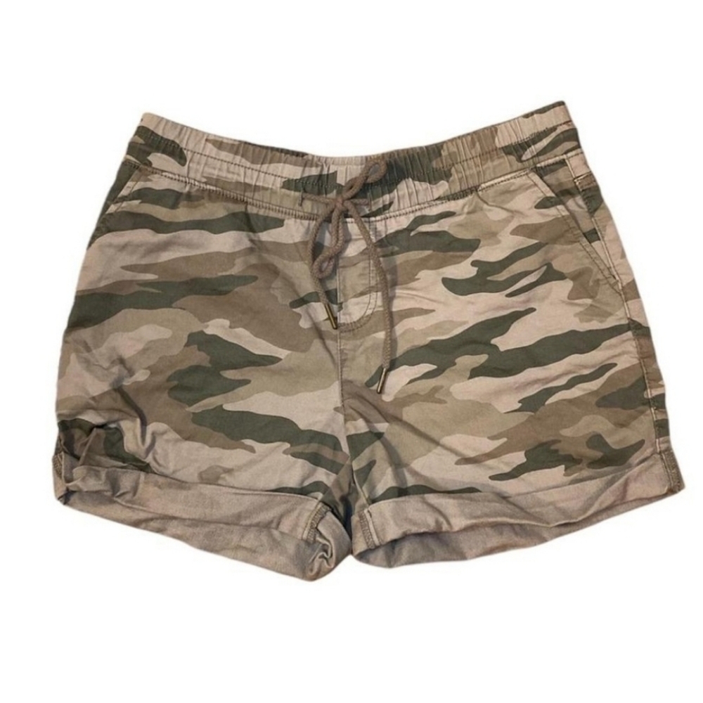 Cute camo shorts
